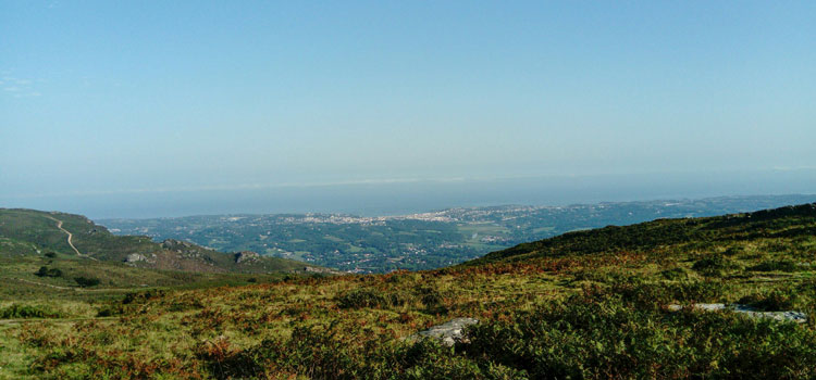 Vue panoramique depuis la Rhune